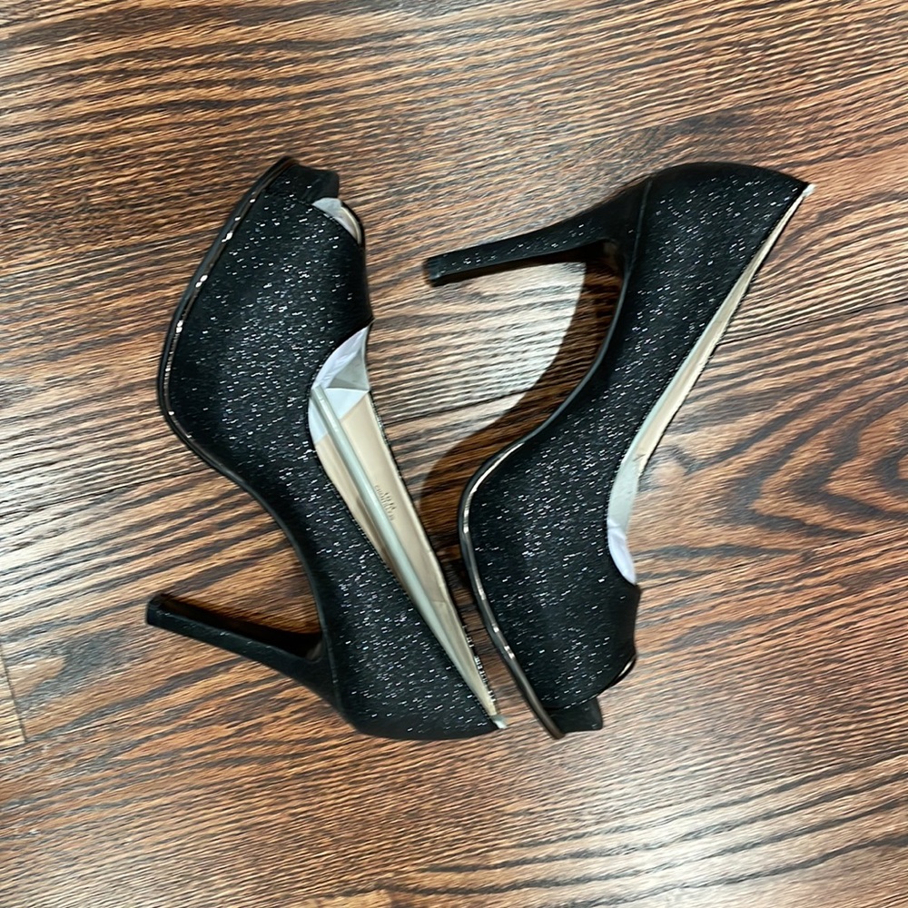 Nine West Chantilly black glitter peep toe pumps